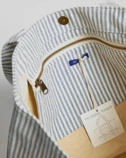 Canvas Traveler Bag