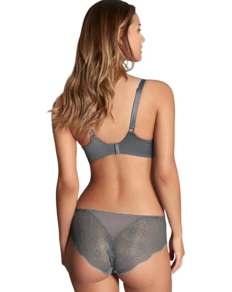 Cleo Low-Necked Bra