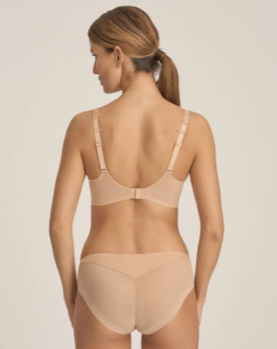 Every Woman Spacer Bra - Size 38C, 38F