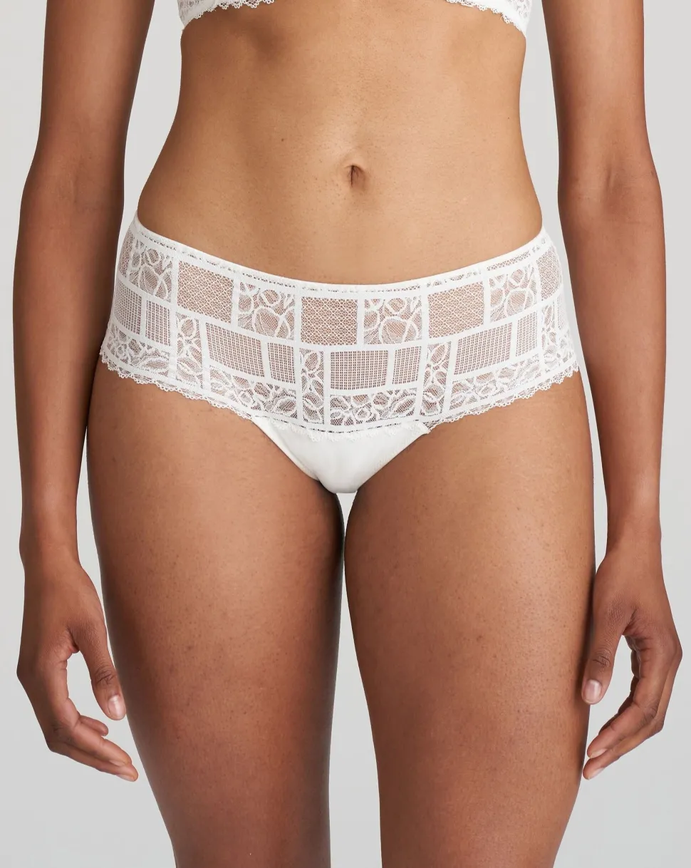 Jadei Hotpants- Natural: Size S, L