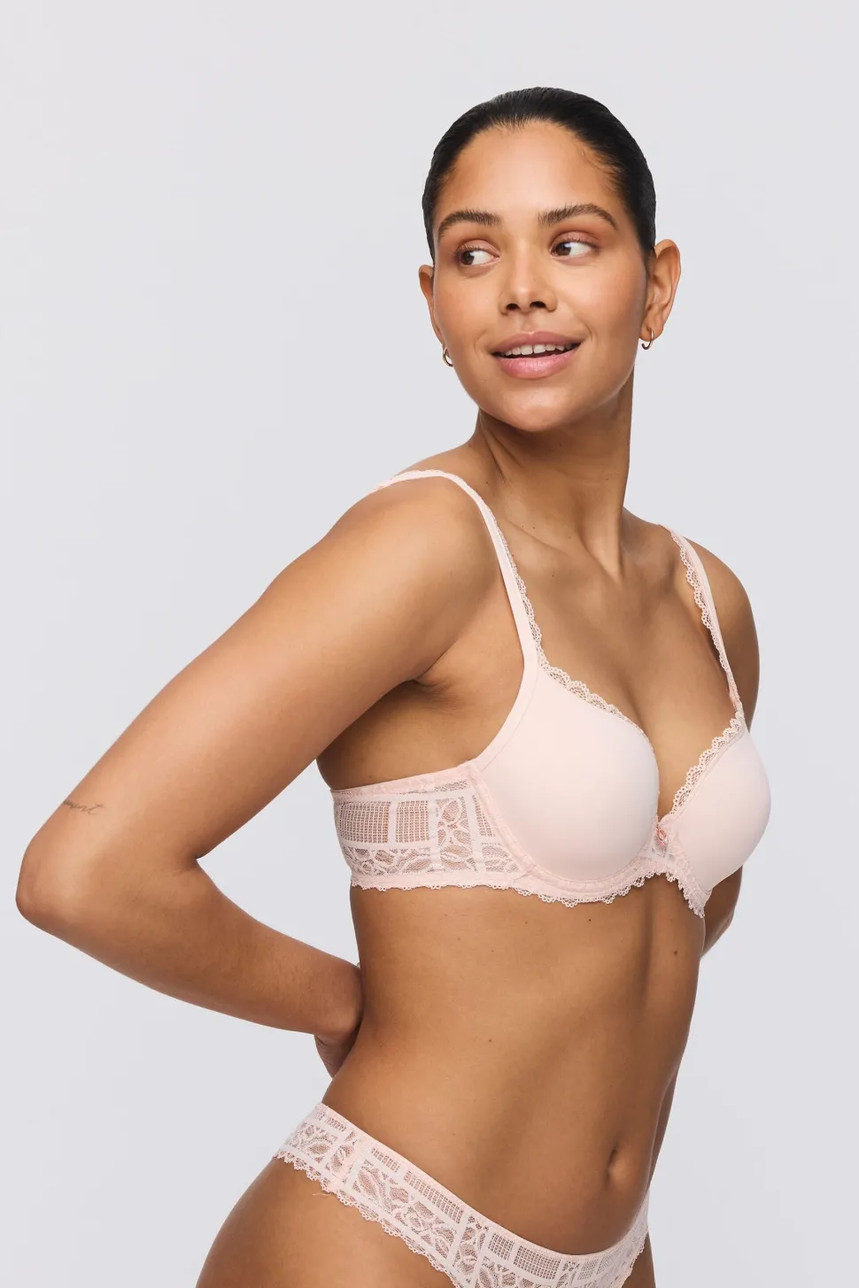 Jadei Padded Heartshape Bra: Glossy Pink
