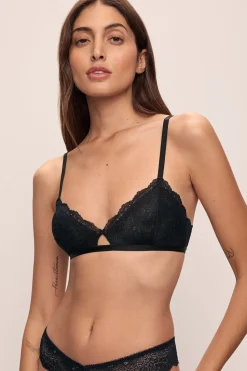 Lara Bralette