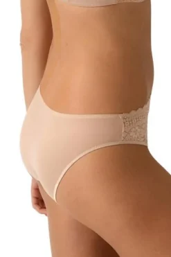 Melody Brief