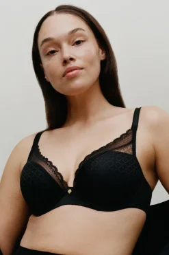 Norah Chic Plunging T-Shirt Bra